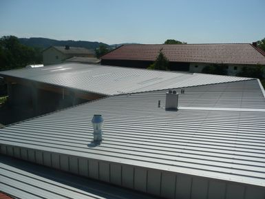 BLECHDACH Galerie